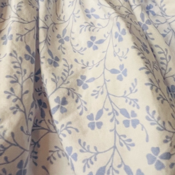 LAURA ASHLEY LONDON BABY GIRL  SLEEVELESS FLORAL DRESS SIZE 6-9 MONTHS - Picture 10 of 11